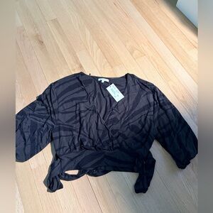 Z Supply Clara Tropical Zebra Wrap Top NWT Size Small EVEREVE